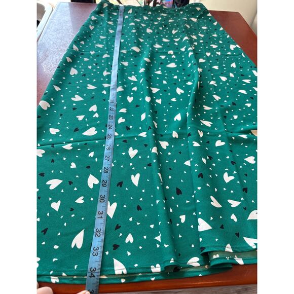 LOFT Green Heart Print Pull-On Midi Skirt Size M Elastic Waist NWT - Picture 5 of 7